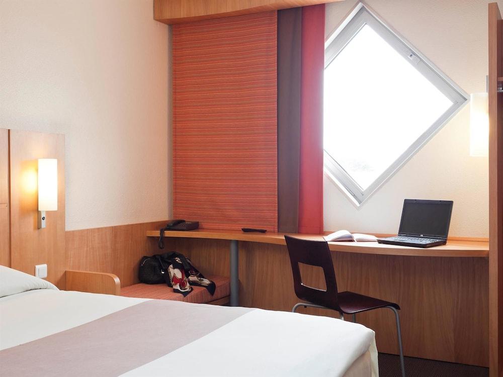 Hotel Ibis Styles Abidjan Marcory Exteriér fotografie